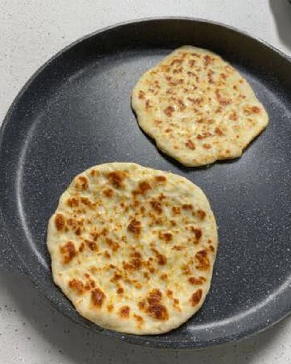 Cheese naan